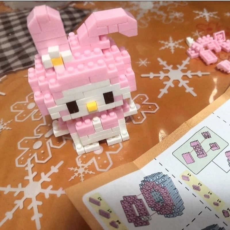 Hello Kitty Bricks